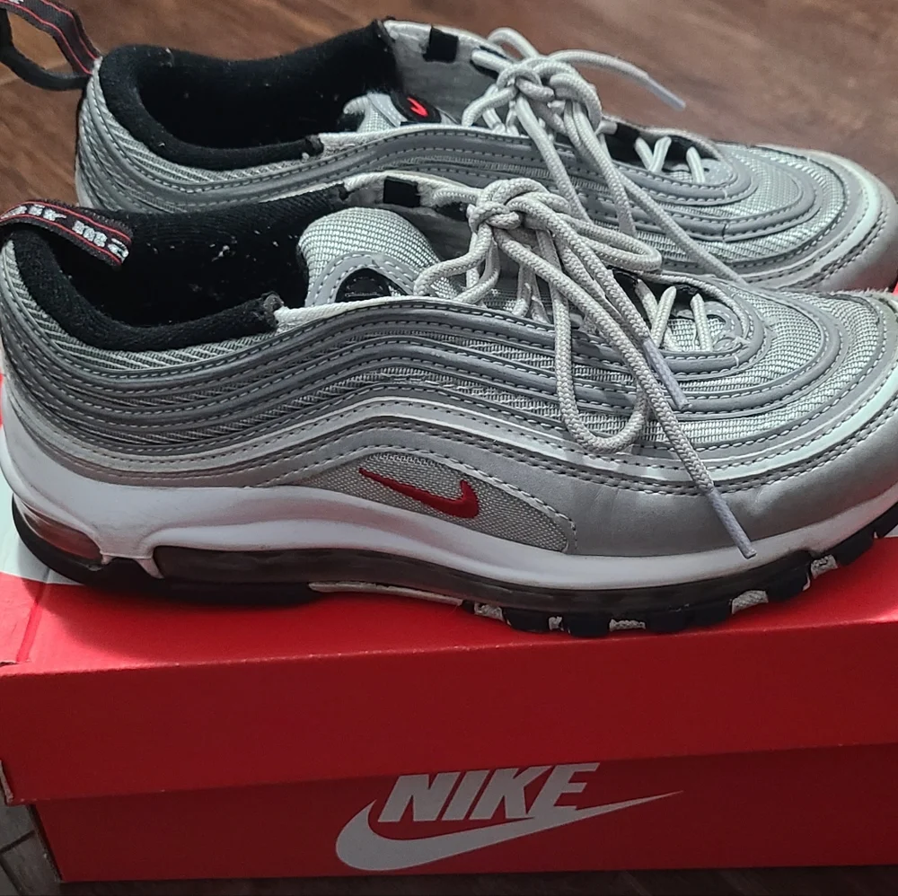 Silver Nike Air Max 97 size 6.5W - Picture 1 of 6